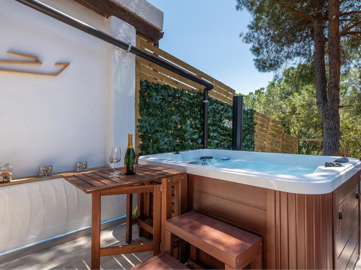Sardinia Spa Apartment เจเรเมอัส ภายนอก รูปภาพ